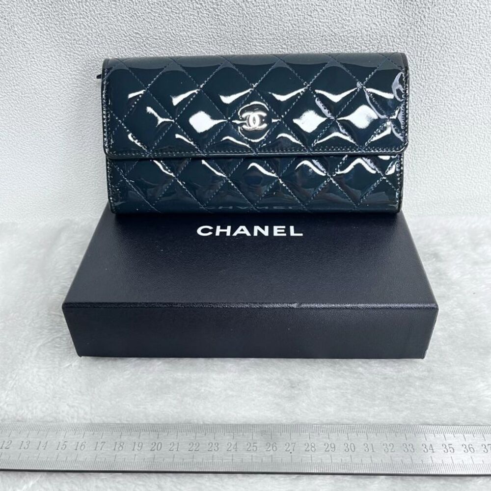 Chanel Women Pre-Loved Bag Very Good Condition